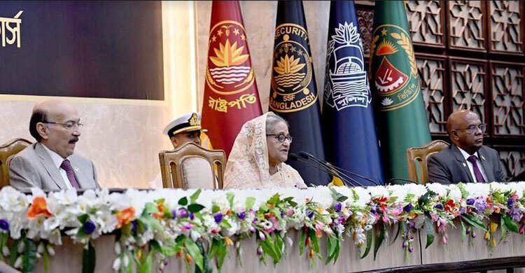 I will die if isolated from people: PM